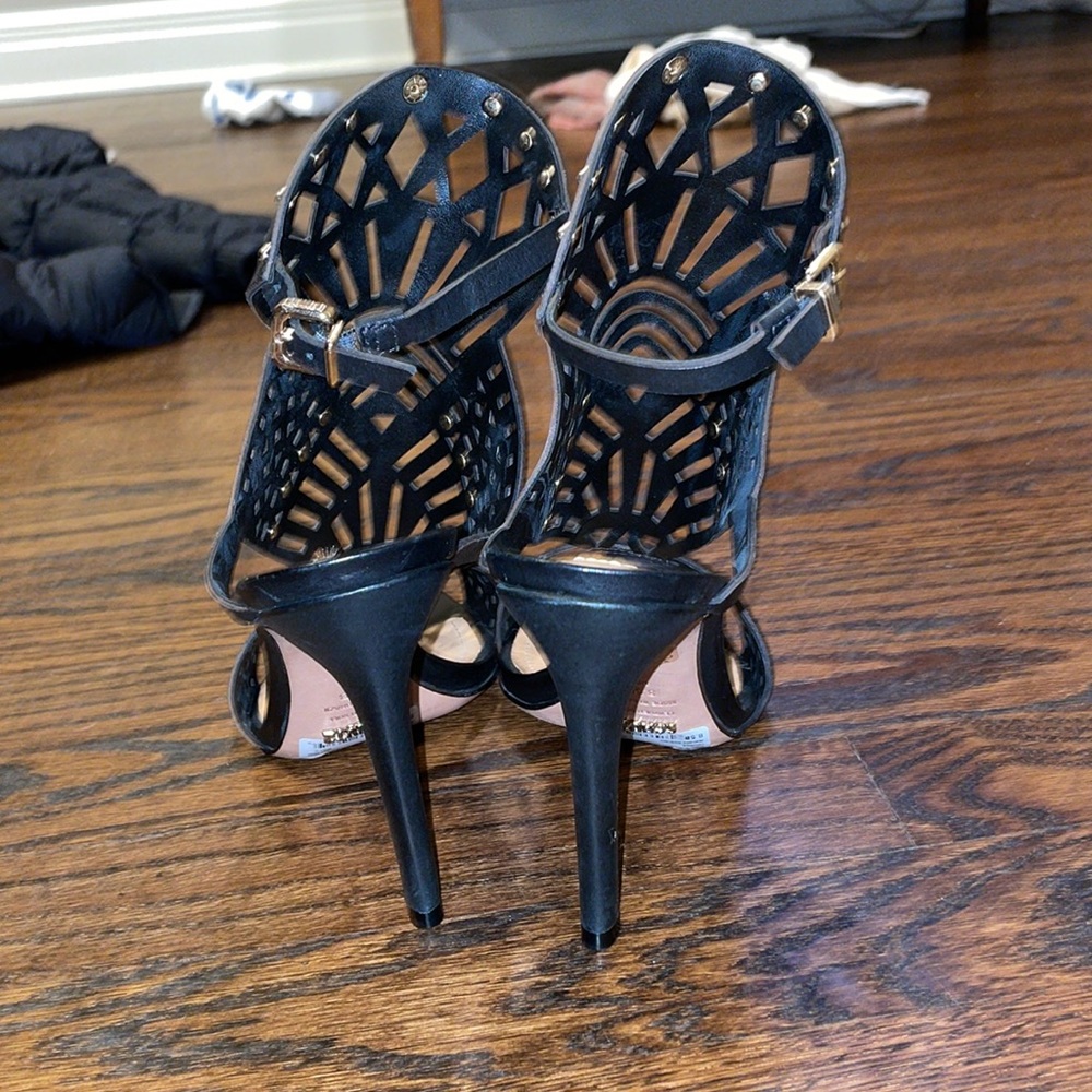 SCHUTZ Brasiliana Convertible Laser-Cut Sandal. NIB - Picture 9 of 16